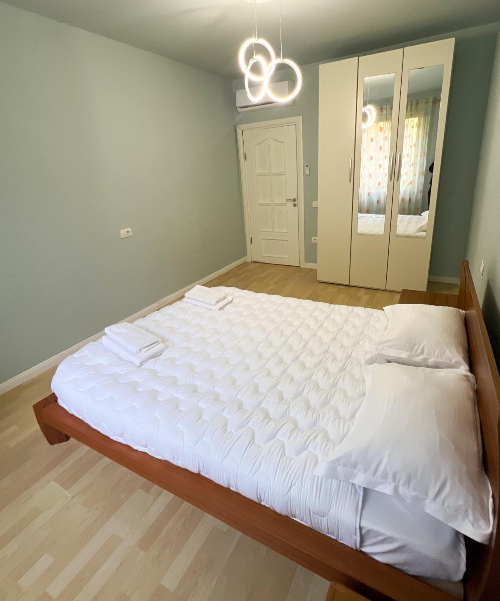 Sea View Apartments ドゥラス エクステリア 写真